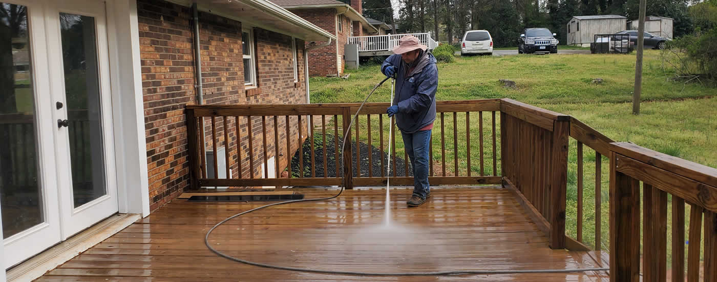 Williamston SC Deck Cleaning Services